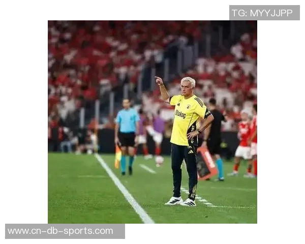 本菲卡险胜马德拉穆帅战术引争议补时进球悬念重重